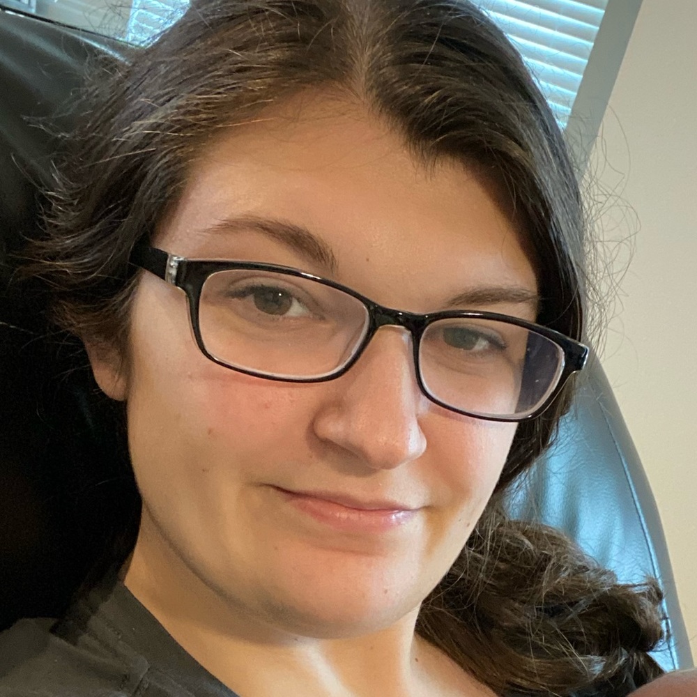 Meet your Posher, Sara